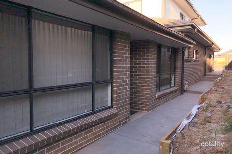 11 Mahoney Dr, Campbelltown, NSW 2560