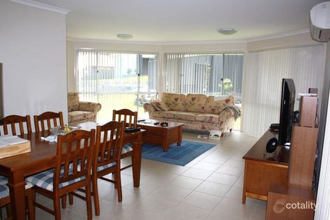 Property photo of 8 Nicholas Close Cameron Park NSW 2285