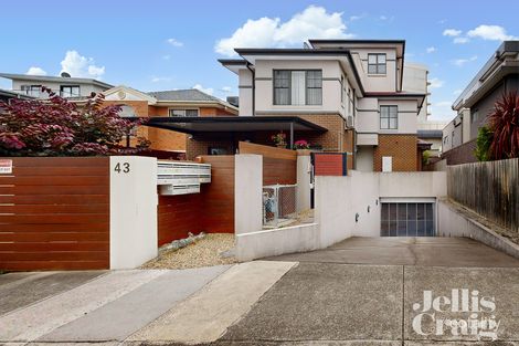 Property photo of 2/43 Rosstown Road Carnegie VIC 3163