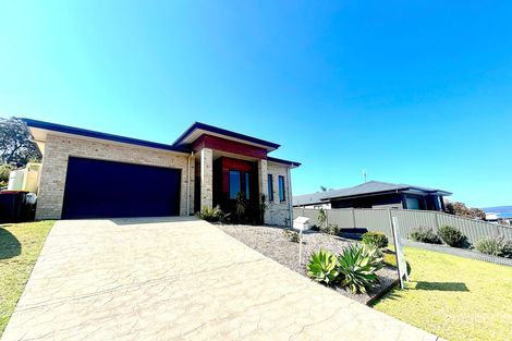 6 Whistler Cl, Mirador, NSW 2548