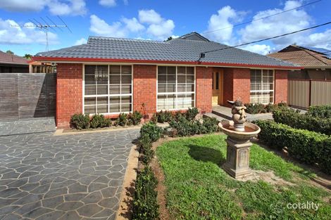 Property photo of 7 Waylett Court Deer Park VIC 3023