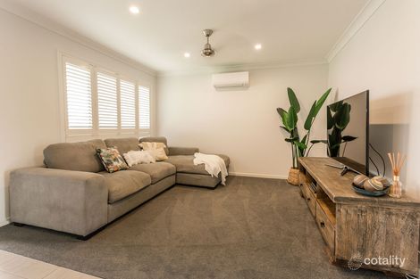 Property photo of 19 Flemington Road Emerald QLD 4720