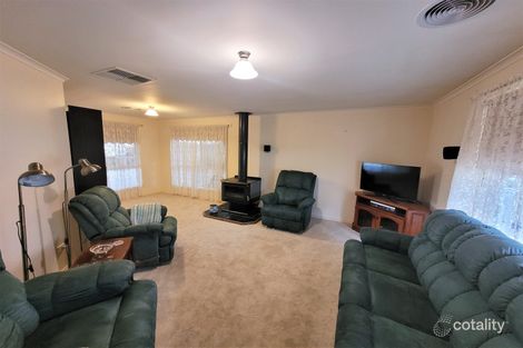 Property photo of 12 Ellwood Court Swan Hill VIC 3585