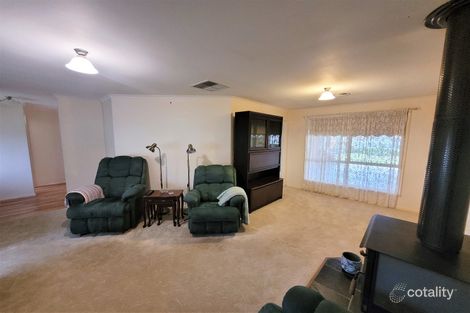 Property photo of 12 Ellwood Court Swan Hill VIC 3585