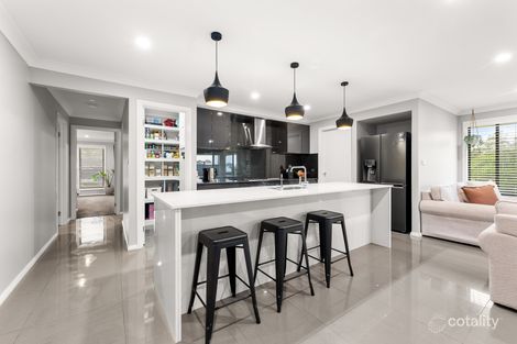 Property photo of 9 Macon Way Cameron Park NSW 2285