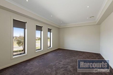 Property photo of 5 Allumba Way Wollert VIC 3750