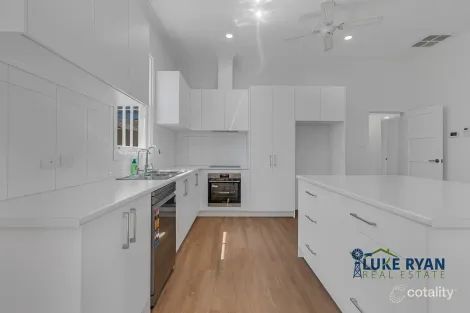 Property photo of 19 King Street Rochester VIC 3561