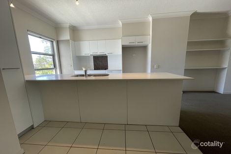 Property photo of 25/12 Bayview Street Runaway Bay QLD 4216