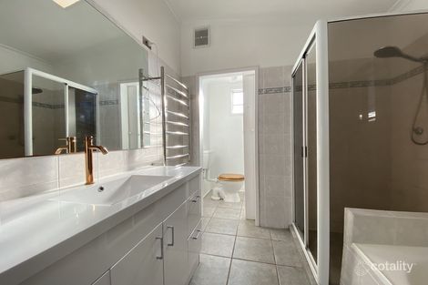 Property photo of 44 Anzac Avenue Cessnock NSW 2325