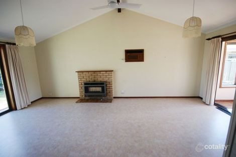 2/11 Corbett Ct, Deniliquin, NSW 2710