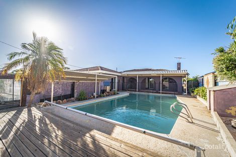 Property photo of 51 Kingsbridge Road Warnbro WA 6169