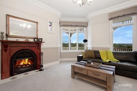 Property photo of 9 Clearwater Close Eltham VIC 3095