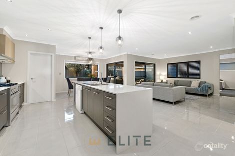 Property photo of 16 Vert Avenue Narre Warren South VIC 3805