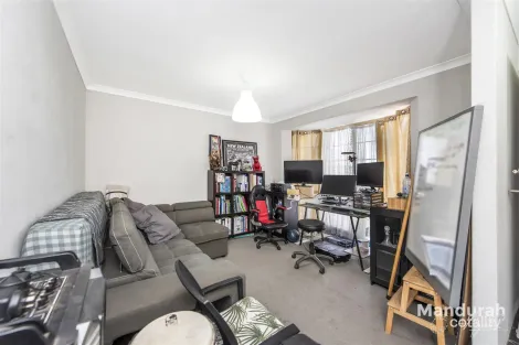 Property photo of 16 Wildair Court Greenfields WA 6210