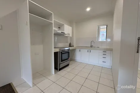 Property photo of 4/9 Wooloowin Avenue Wooloowin QLD 4030