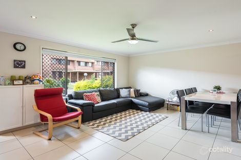 Property photo of 25/7 Chamberlain Avenue Rochedale South QLD 4123