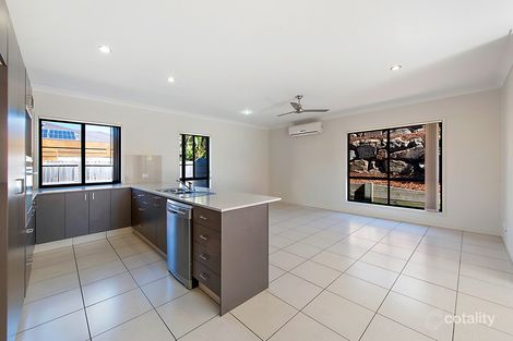 Property photo of 17 Fortescue Street Pacific Pines QLD 4211
