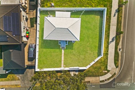 Property photo of 61 Crescent Avenue Hope Island QLD 4212