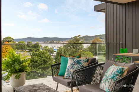 Property photo of 401/63 Masons Parade Point Frederick NSW 2250