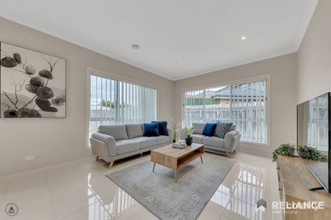 Property photo of 6 Sandhill Rise Point Cook VIC 3030