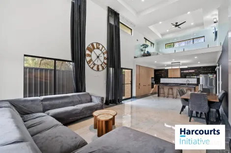 Property photo of 18A Sutherland Way Cloverdale WA 6105