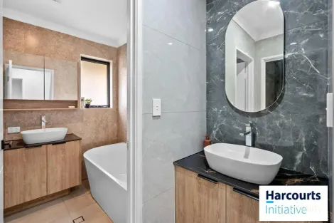 Property photo of 18A Sutherland Way Cloverdale WA 6105