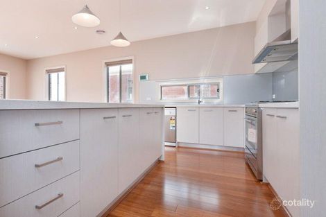 Property photo of 62 Evergreen Crescent Craigieburn VIC 3064