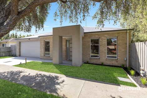 2a Weeroona Ave, Hamlyn Heights, VIC 3215
