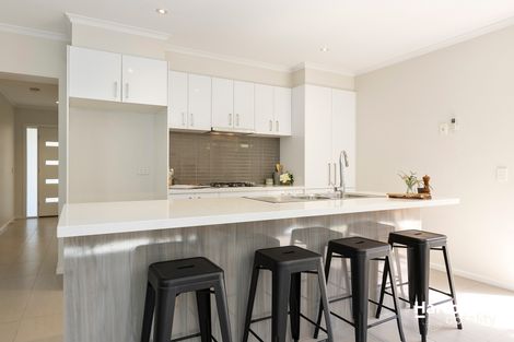 Property photo of 2A Weeroona Avenue Hamlyn Heights VIC 3215