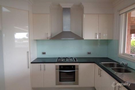 Property photo of 42 Bundeena Avenue Kealba VIC 3021