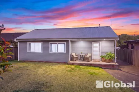 44 Wommara Ave, Belmont North, NSW 2280