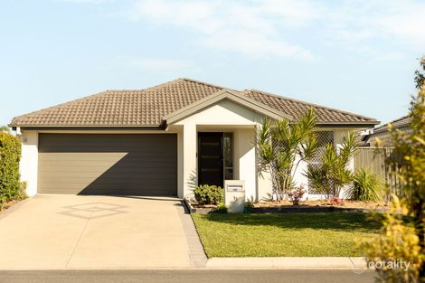 13 Sorrento St, North Lakes, QLD 4509