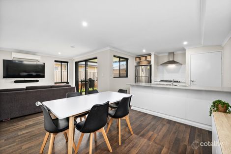 Property photo of 4 Setter Way Southern River WA 6110