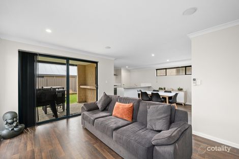 Property photo of 4 Setter Way Southern River WA 6110