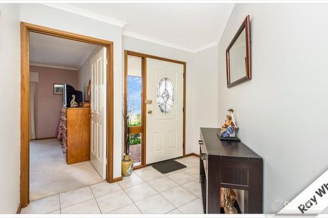 Property photo of 11 Templestowe Avenue Conder ACT 2906
