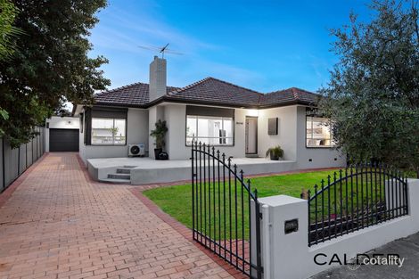 11 Compton Pde, Sunshine North, VIC 3020