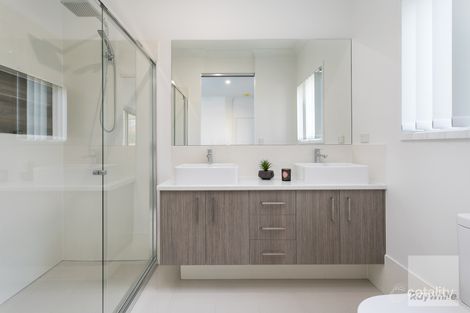 Property photo of 2/1 Falkirk Parade Redland Bay QLD 4165
