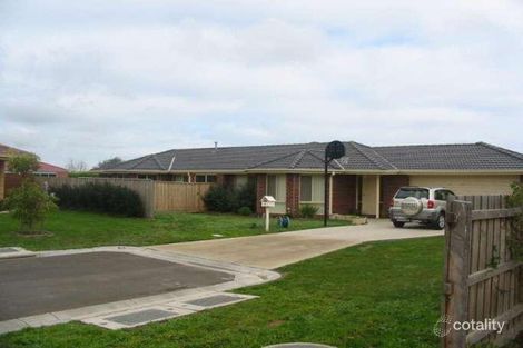 Property photo of 16 Robin Hill Drive Mornington VIC 3931