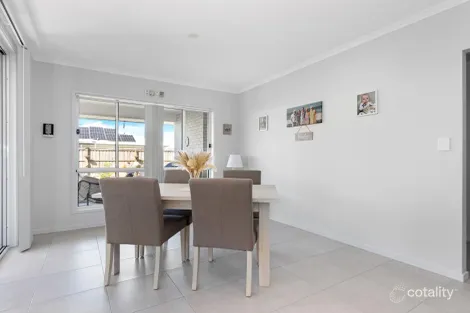 Property photo of 10 Seagull Circuit Point Vernon QLD 4655