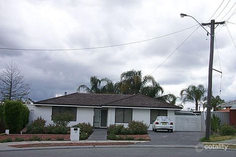 Property photo of 10 Bayham Place Huntingdale WA 6110