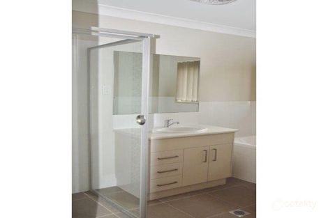 Property photo of 15 Tibin Drive Fletcher NSW 2287