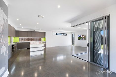 Property photo of 5 Foreshore Court Dicky Beach QLD 4551