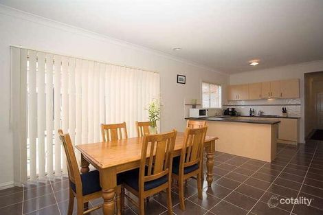 Property photo of 8 Scarvell Crescent Caroline Springs VIC 3023
