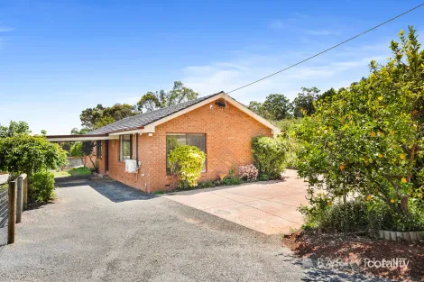 66 Monbulk-Seville Rd, Wandin East, VIC 3139