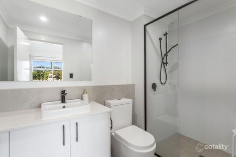 Property photo of 4/21 Green Road Hillarys WA 6025