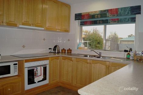 Property photo of 16 Hamilton Street Shepparton VIC 3630