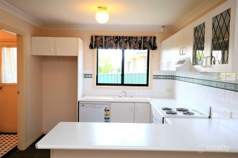 Property photo of 1/6 Sundown Drive Kelso NSW 2795