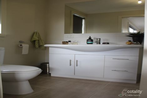 Property photo of 2/20 Beale Street Mernda VIC 3754