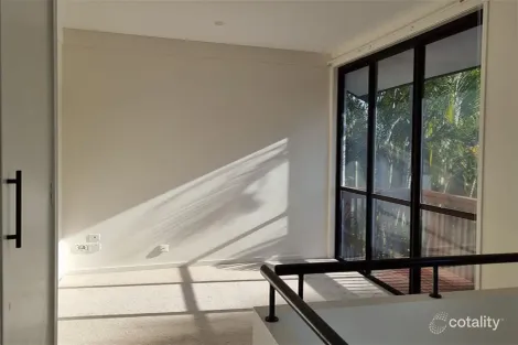 Property photo of 22 Pinnacle Court Robina QLD 4226