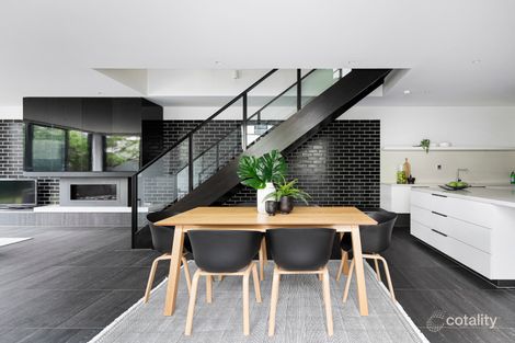 Property photo of 3 Monterey Close Kew VIC 3101